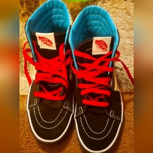 Vans SK8 hi off the wall flame size 8